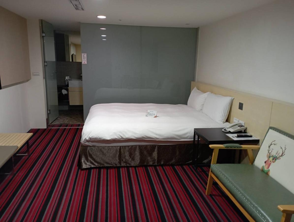 De Reve Express Hotel Chiayi Eksteriør bilde