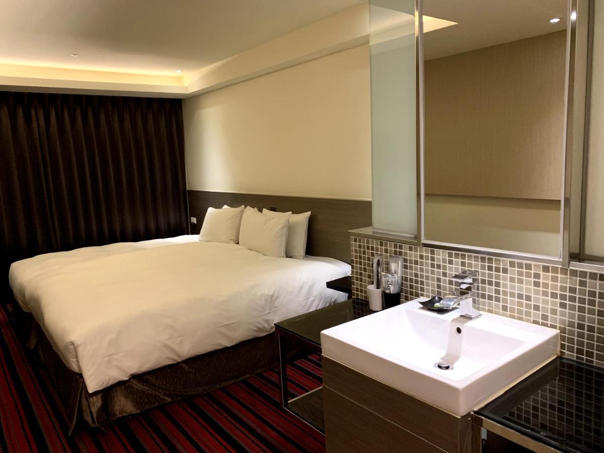 De Reve Express Hotel Chiayi Eksteriør bilde