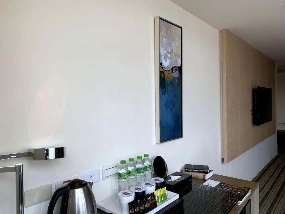 De Reve Express Hotel Chiayi Eksteriør bilde