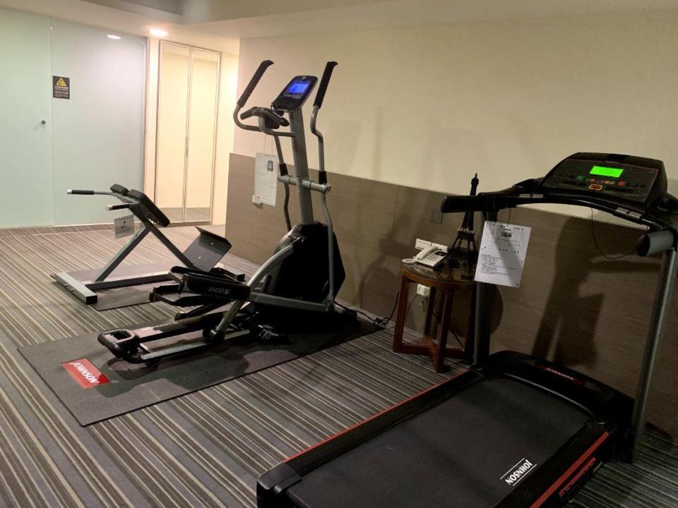 De Reve Express Hotel Chiayi Eksteriør bilde