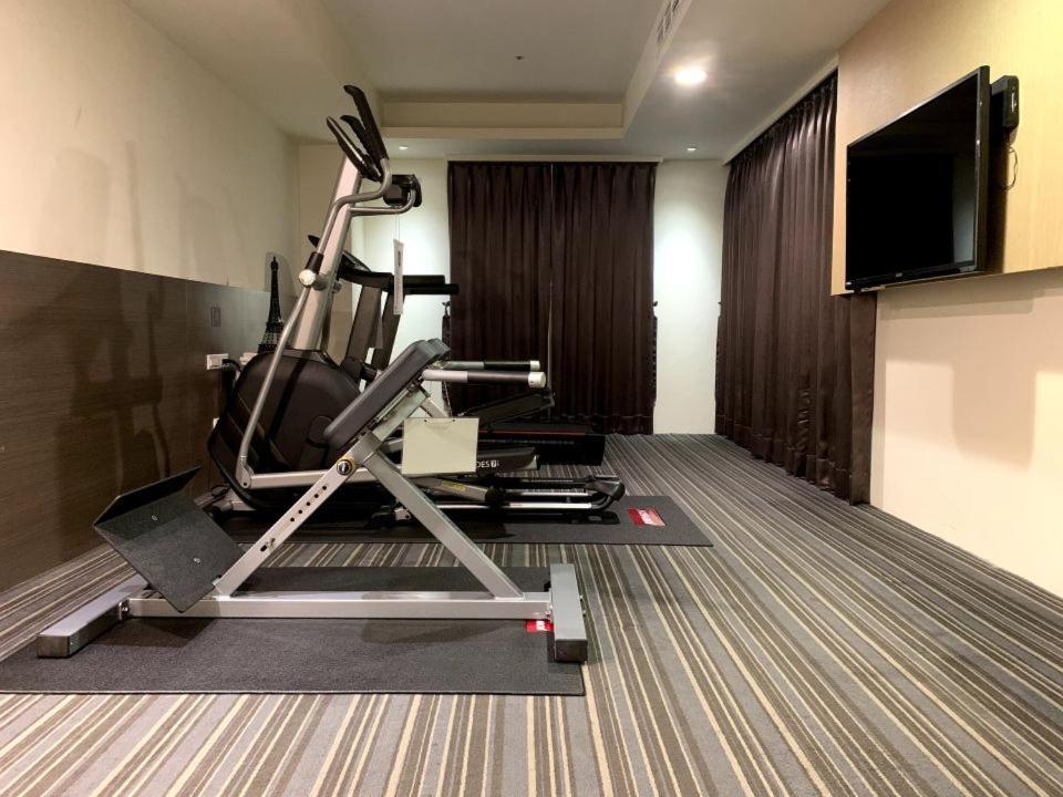 De Reve Express Hotel Chiayi Eksteriør bilde