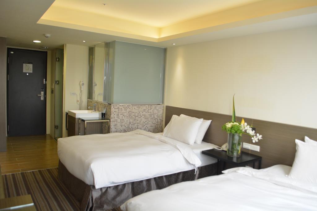 De Reve Express Hotel Chiayi Eksteriør bilde