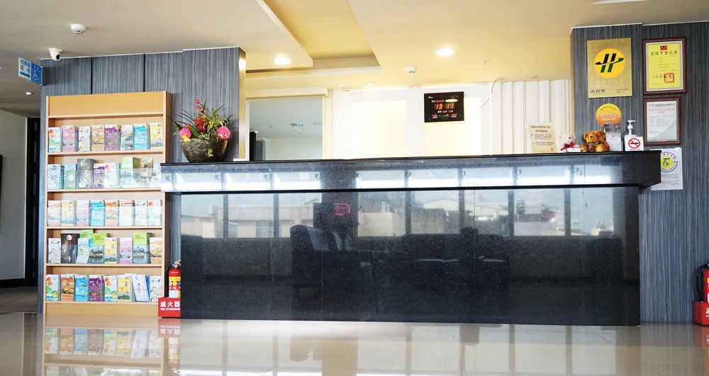 De Reve Express Hotel Chiayi Eksteriør bilde