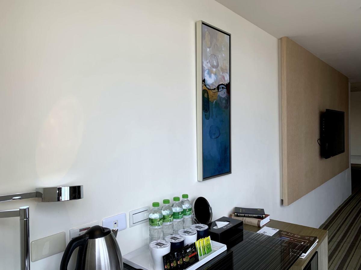 De Reve Express Hotel Chiayi Eksteriør bilde